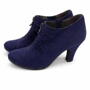 AEROSOLES Women's blue suede Heeled Boots